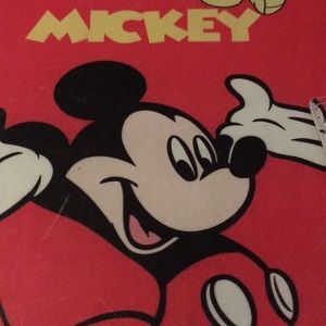 Meet your Posher, Laurie